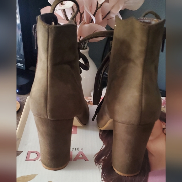 Open toe boot heels - Picture 2 of 5